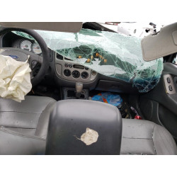 2005 FORD ESCAPE