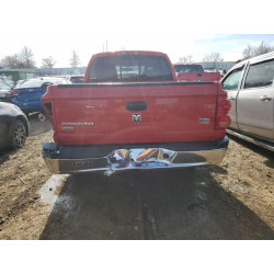 2005 DODGE DAKOTA