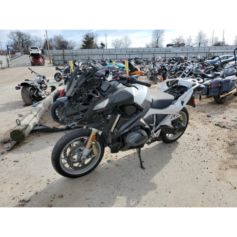 2021 BMW R-SERIES