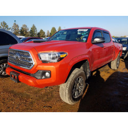 2017 TOYOTA TACOMA