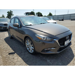 2017 MAZDA 3