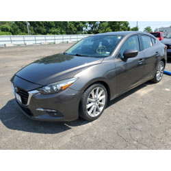 2017 MAZDA 3