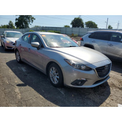 2015 MAZDA 3