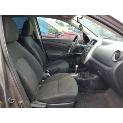 2017 NISSAN VERSA