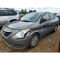 2017 NISSAN VERSA