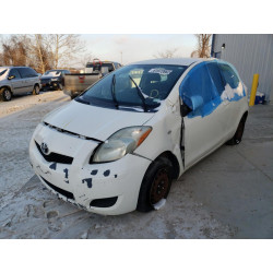 2009 TOYOTA YARIS