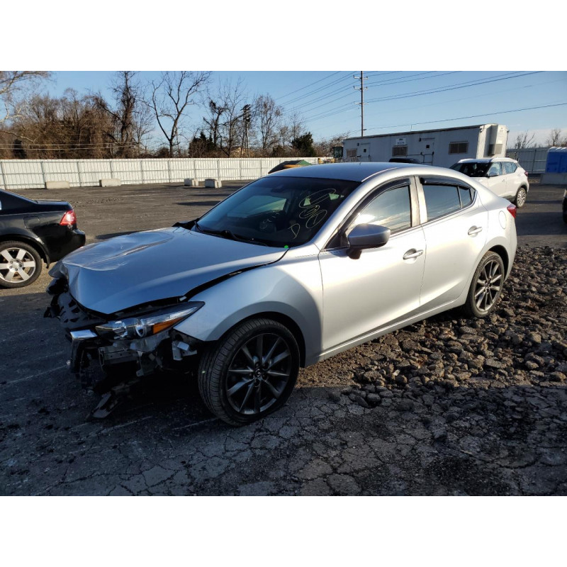 2018 MAZDA 3