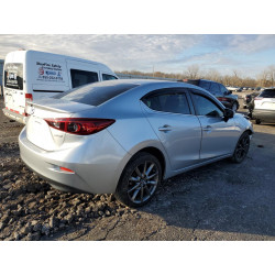 2018 MAZDA 3