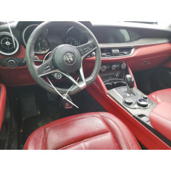 2018 ALFA ROMEO STELVIO