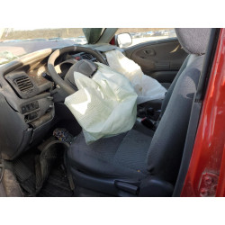 2000 CHEVROLET TRACKER