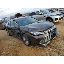 2020 TOYOTA AVALON