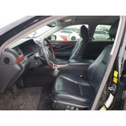 2011 LEXUS LS460