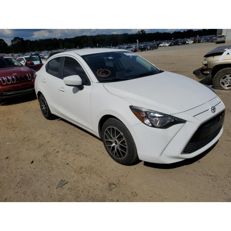 2017 TOYOTA YARIS