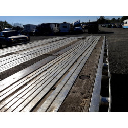 2002 UTILITY TRAILER