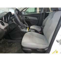 2011 CHEVROLET CRUZE