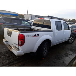 2012 NISSAN FRONTIER