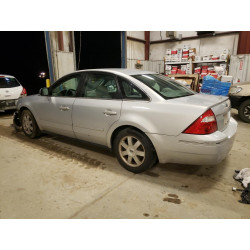 2005 FORD 500