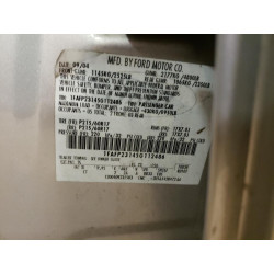 2005 FORD 500