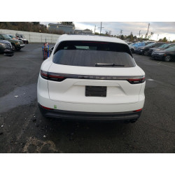 2022 PORSCHE CAYENNE