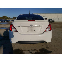 2017 NISSAN VERSA