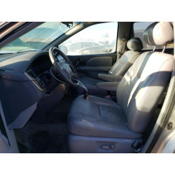 2002 TOYOTA SIENNA