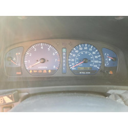 2002 TOYOTA SIENNA