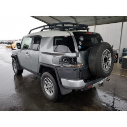 2012 TOYOTA FJ CRUISER