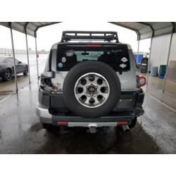 2012 TOYOTA FJ CRUISER