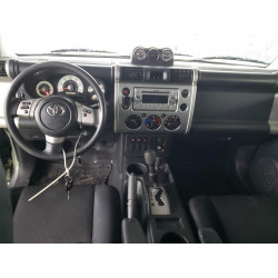 2012 TOYOTA FJ CRUISER