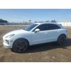 2020 PORSCHE MACAN