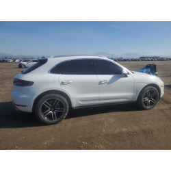 2020 PORSCHE MACAN