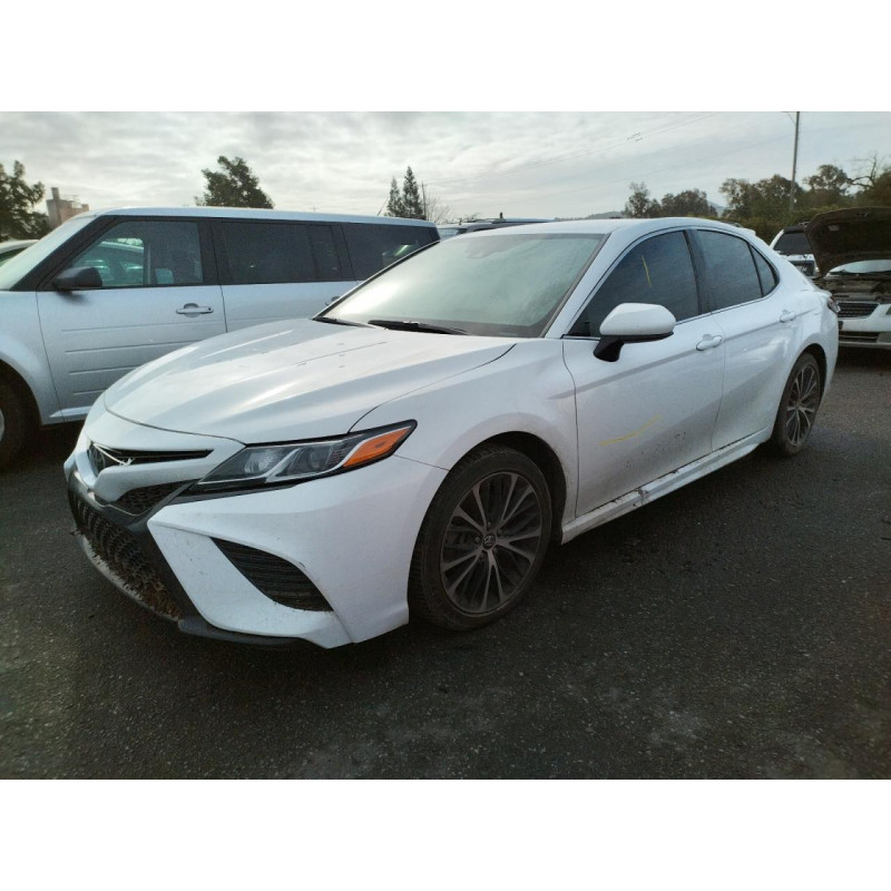 2019 TOYOTA CAMRY