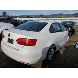 2013 VOLKSWAGEN JETTA