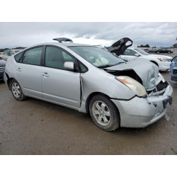 2004 TOYOTA PRIUS
