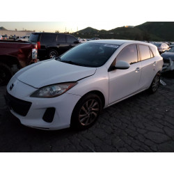 2013 MAZDA 3