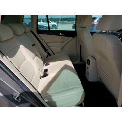 2009 VOLKSWAGEN TIGUAN