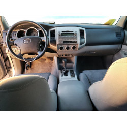 2011 TOYOTA TACOMA