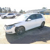 2016 VOLKSWAGEN GOLF S/SE