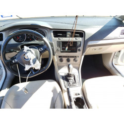 2016 VOLKSWAGEN GOLF S/SE