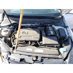 2016 VOLKSWAGEN GOLF S/SE