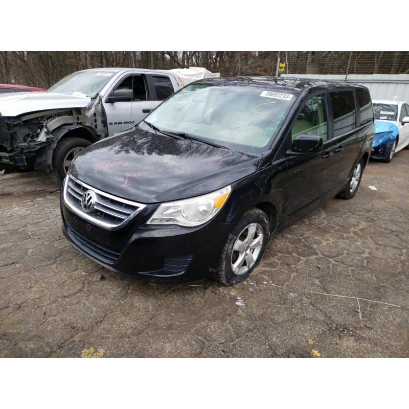 2010 VOLKSWAGEN ROUTAN