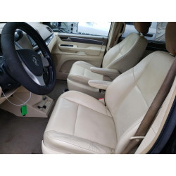 2010 VOLKSWAGEN ROUTAN