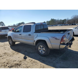 2011 TOYOTA TACOMA
