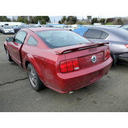 2005 FORD MUSTANG