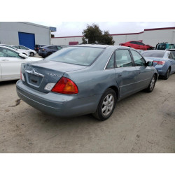 2000 TOYOTA AVALON