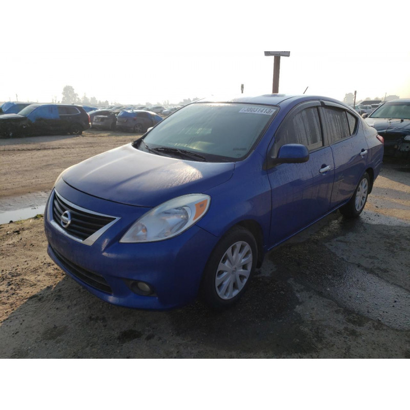 2013 NISSAN VERSA