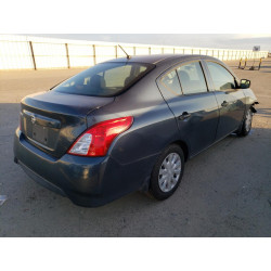 2017 NISSAN VERSA