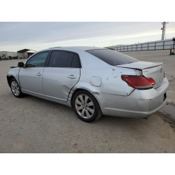 2006 TOYOTA AVALON