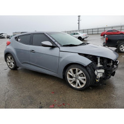 2016 HYUNDAI VELOSTER