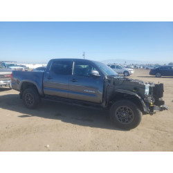 2018 TOYOTA TACOMA